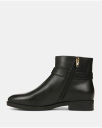 Vionic - Rhiannon Ankle Boot - Black