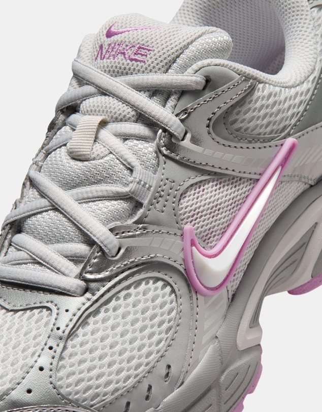 Nike - V5 RNR - Women's