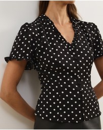 Atmos&Here - Meadow V-Neck Ruffle Blouse