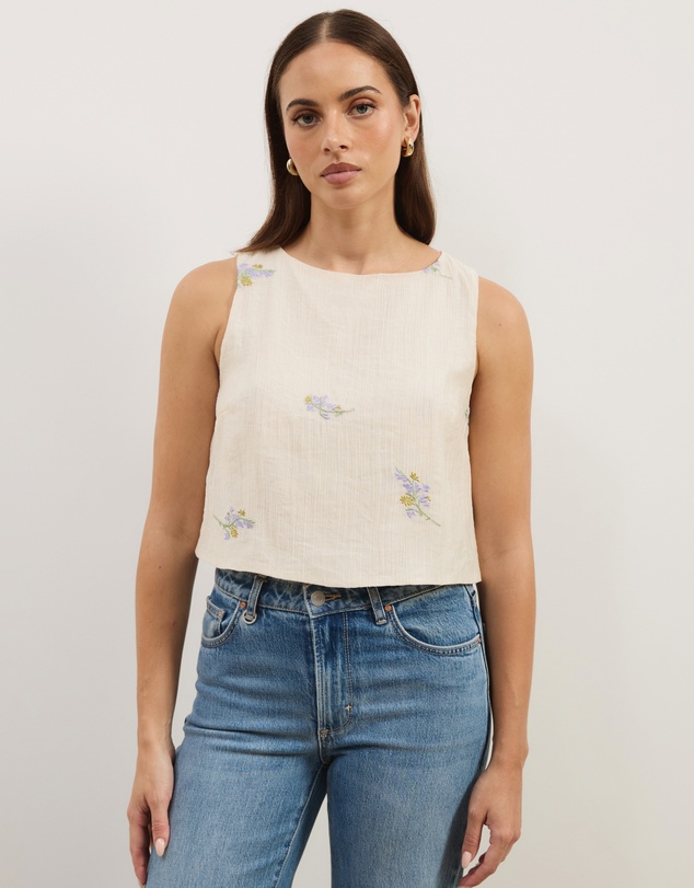 Atmos&Here - Embroidered Shell Top