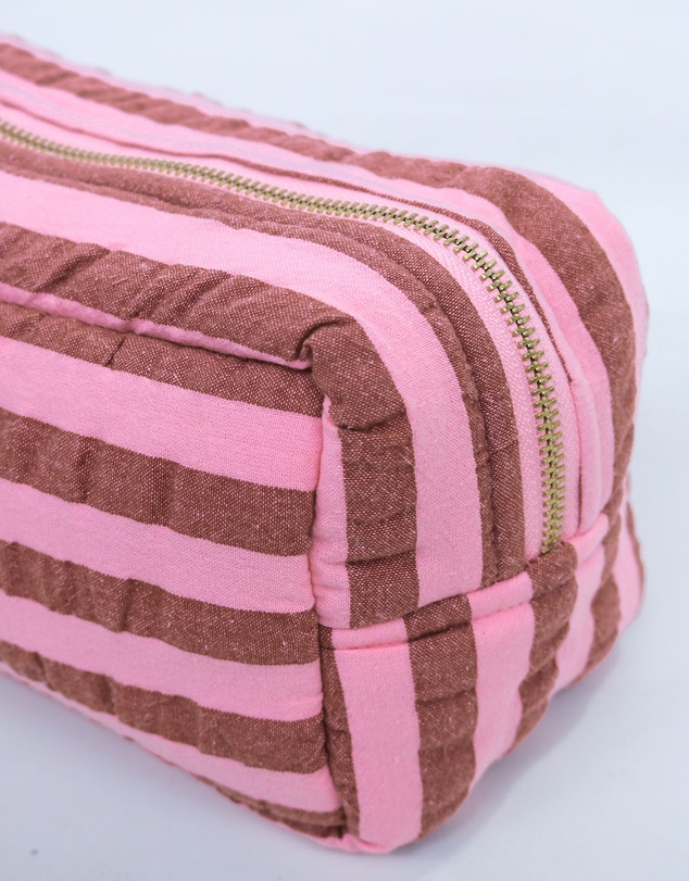 Mosey Me - Sundae Seersucker Dopp Kit