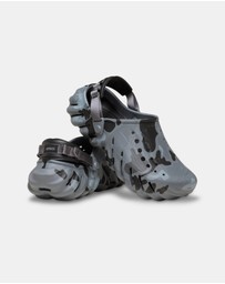 Crocs - Echo Clogs - Unisex