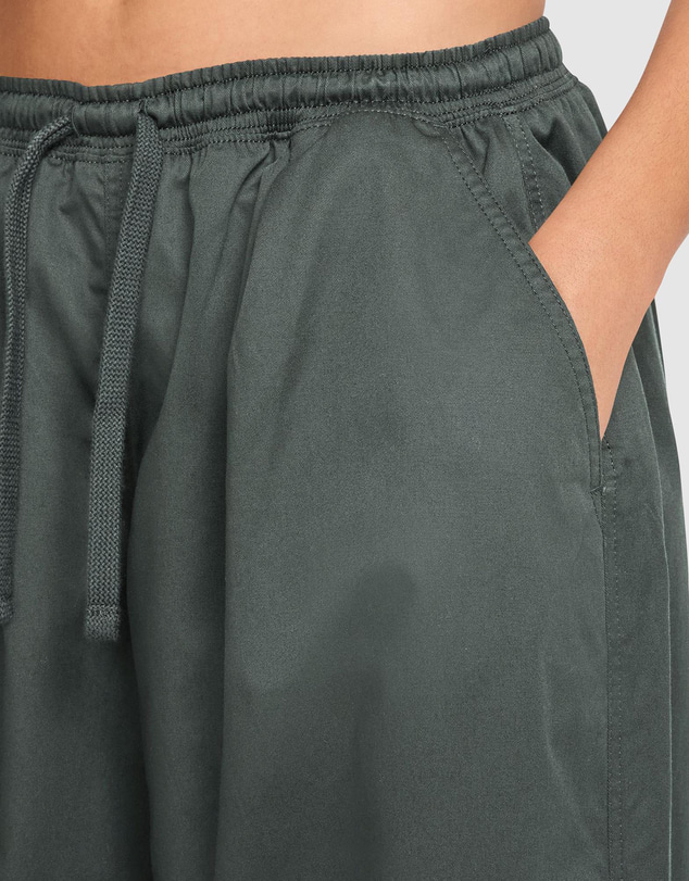 Nike - Nike Sportswear Oversized Low-Rise Utility Pants