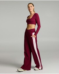 Rockwear - Base One Square Neck Crop