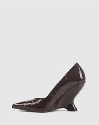 LANA WILKINSON - Molly Wedge Pump