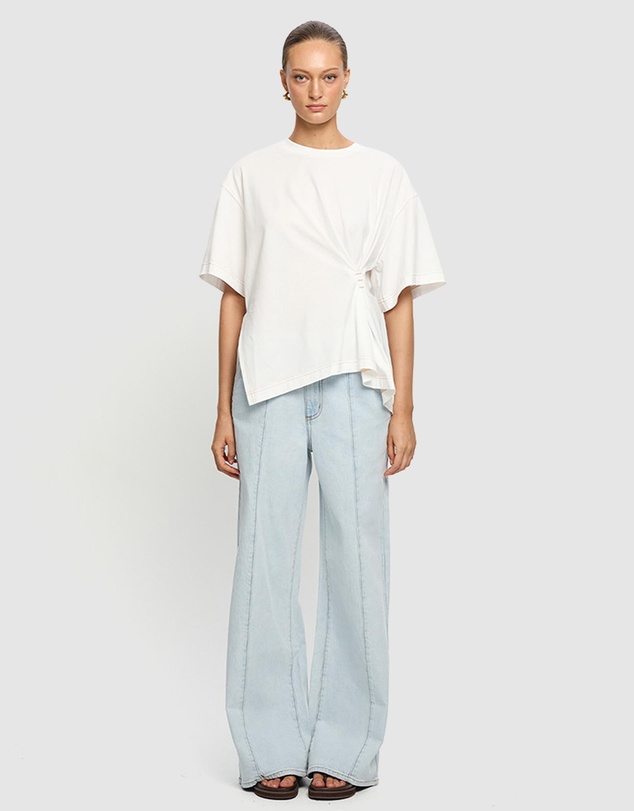 KIVARI - Vera Asymmetrical Tee