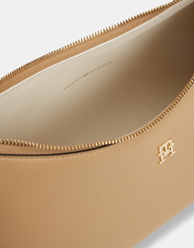 Tommy Hilfiger - Icon Shoulder Bag