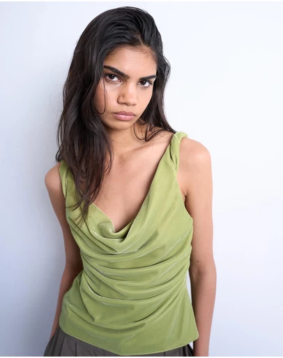 TOPSHOP - Co-Ord Twist Shoulder Velvet Cami