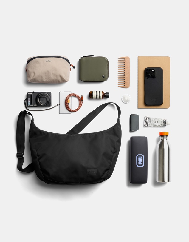 Bellroy - Laneway Crescent Bag 7L