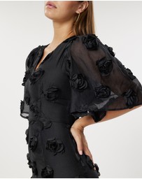 Romance by Honey and Beau - Khloe Bell Sleeve Dress