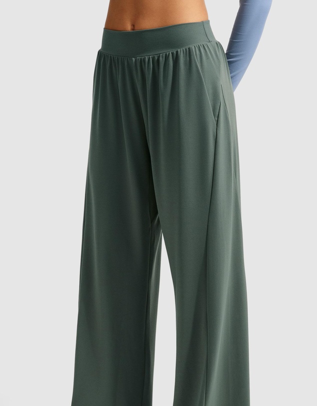 Nike - Zenvy Mid-Rise Wide-Leg Pants