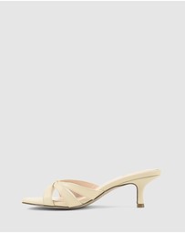 Verali - Beau Kitten Heel Thongs