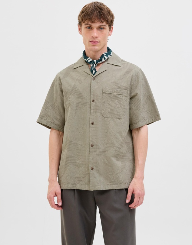 Jack & Jones - Bluluke Jacquard Short Sleeve Resort Shirt