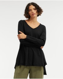 Amelius - Andie Long Sleeve Top
