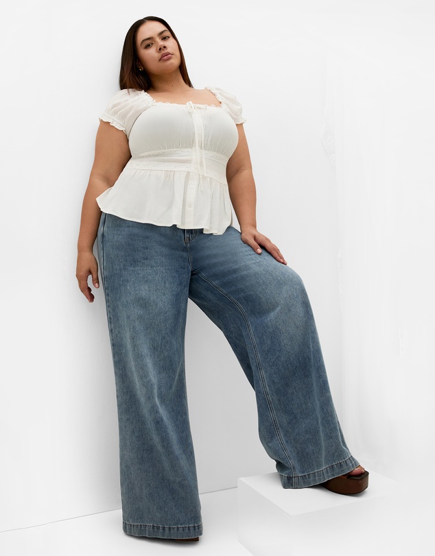 City Chic - Plus size Vintage Dreams Puff Sleeve Top - ivory