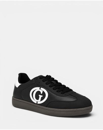 BLACK 001