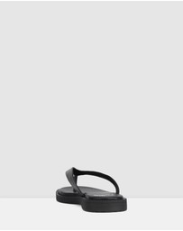 Rollie - Square Toe Thong