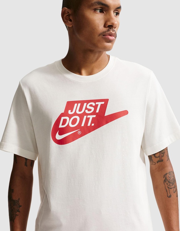 Nike - Nike Sportswear T-Shirt