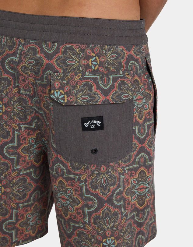 Billabong - Mens Good Times Lo Tide 17.5