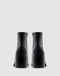 Nine West - Amatto