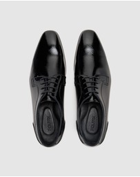 Politix - Patent Derby Lace Up