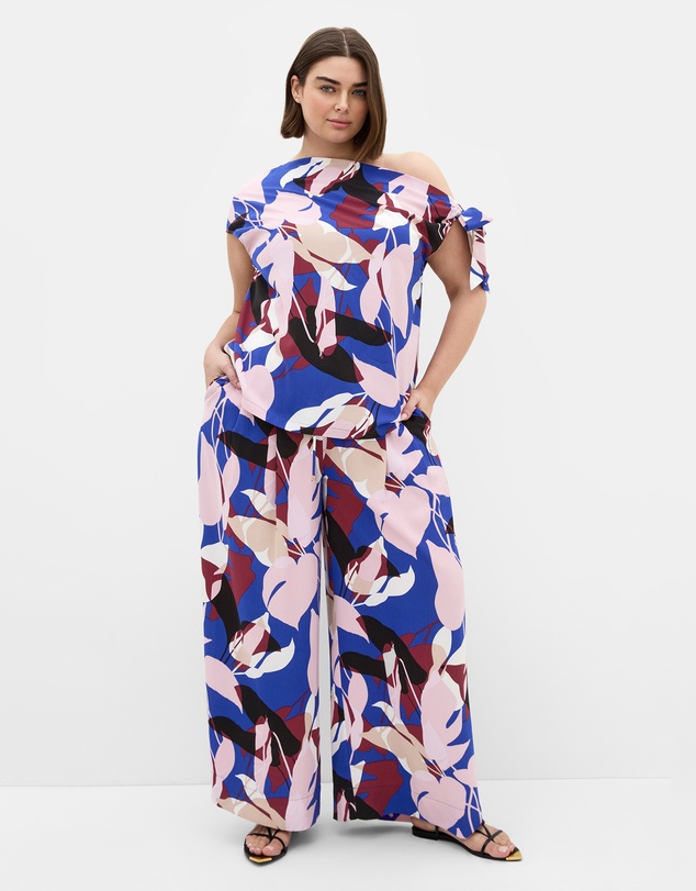 City Chic - Plus size Wild Fern Print Wide Leg Pant - cobalt blue