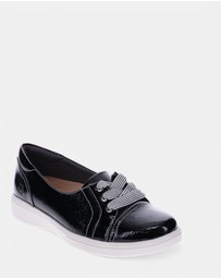 Mia Vita - Bridgette II Casual Sneaker - Black Patent