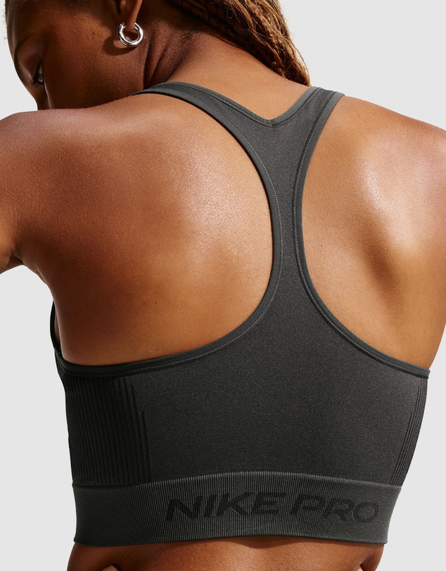 Nike - Nike Pro Seamless Dri-FIT Cropped Tank Top