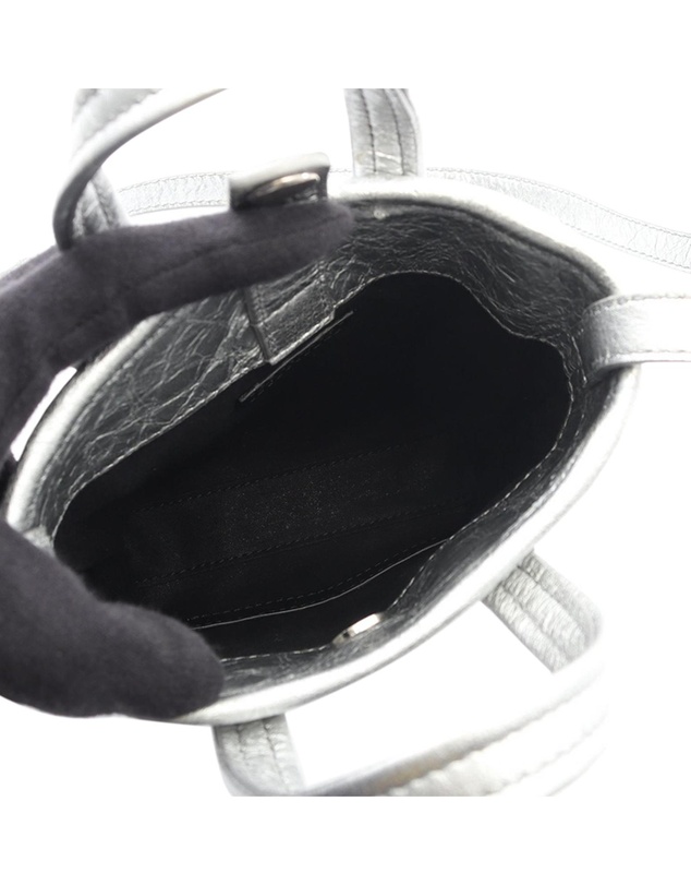 Pre-Loved by Azura Reborn - Pre-Loved Metallic Leather Phone Holder