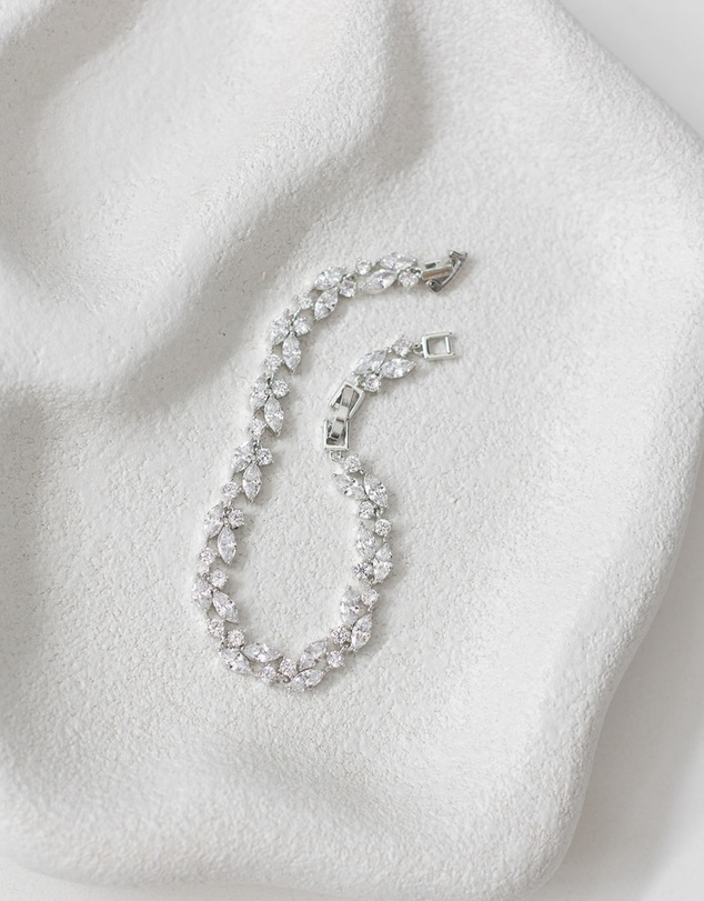 The White Collection - Sabrina - Minimal Silver Bridal Bracelet