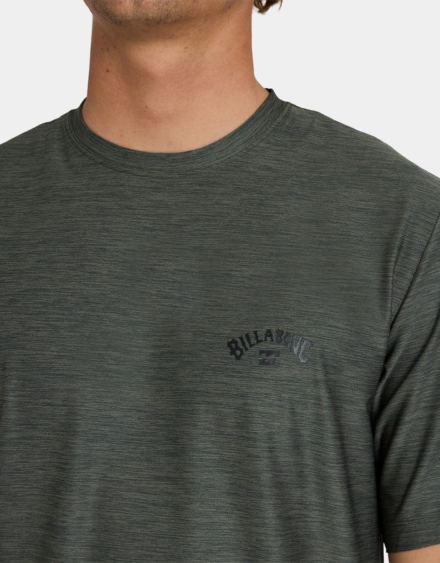 Billabong - Mens Shoreline Loose Fit Short Sleeve Rashguard