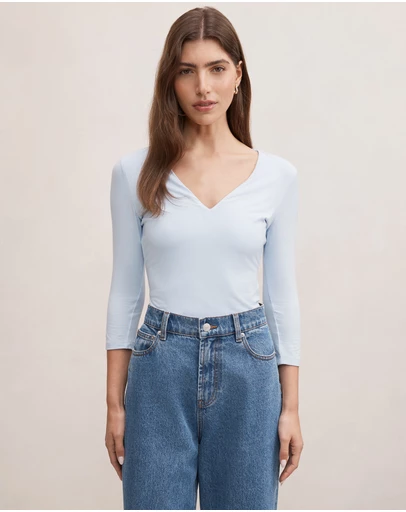 Forever New - Tia V Neck 3/4 Sleeves Top