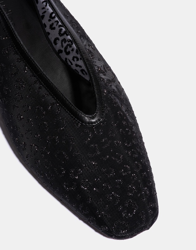 DoF Studios - Maison Slippers