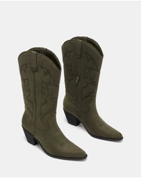 Therapy - Clayton Boots