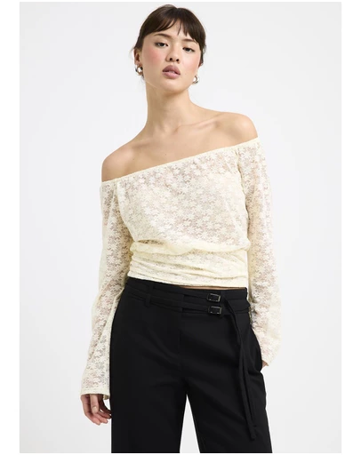 Alice In The Eve - Amara Draped Off Shoulder Top