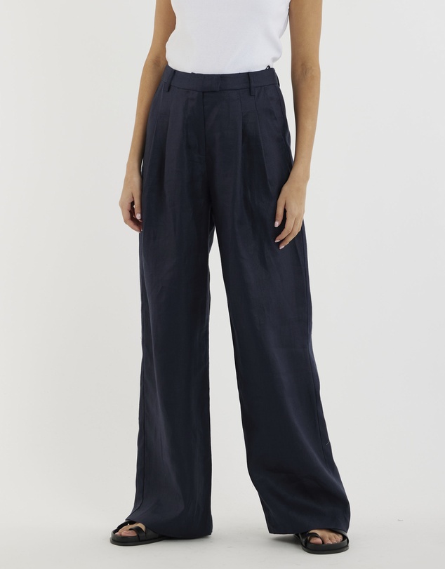 Amelius - Mia Pant