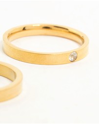 Lovisa - Waterproof Gold Plated Stainless Steel Cubic Zirconia Band Rings 2-Pack