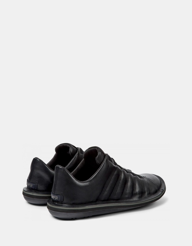 Camper - Beetle Trainers