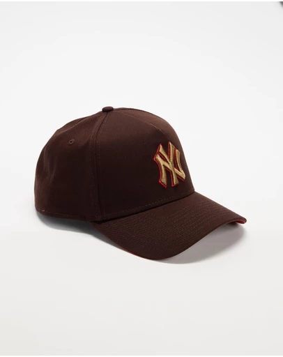 New Era - 940AF Choc Cherry New York Yankees Cap