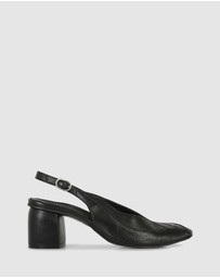Beau Coops - Zorana Slingbacks