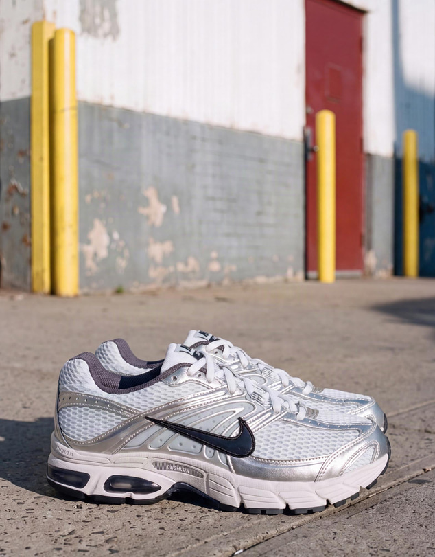 Nike - Air Max Moto 2K - Women’s