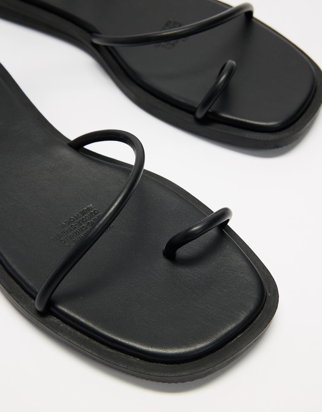 Dazie - Otto Flat Sandals