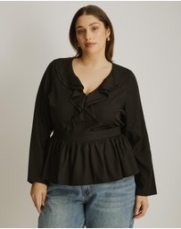 Atmos&Here Curvy - Lyric V-Neck Ruffled Long Sleeve Top