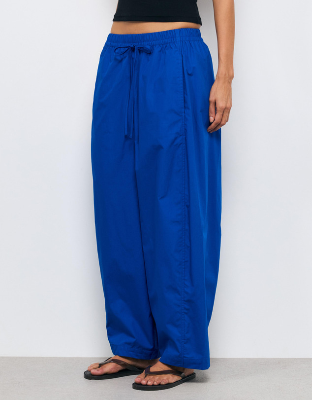 AERE - Organic Cotton Barrel Leg Pants