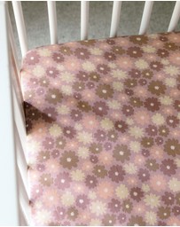Kynd Baby - Fitted Cot Sheet in Bold Floral