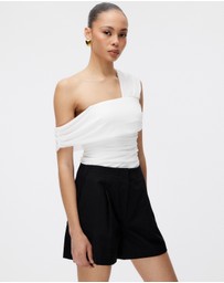 Minima Esenciales - Sonnet Tailored Short