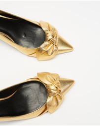 Ted Baker - Kriisty Metallic Bow 70mm Slingback Court Shoes - Women's