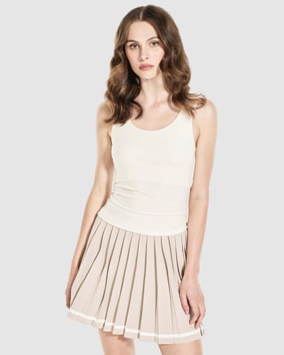 DOVE WHITE