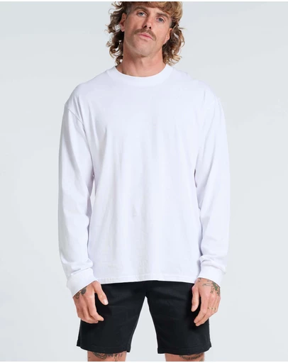 Vacancy Co - Vacant Long Sleeve Tee