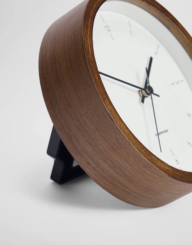 Country Road - Della Clock